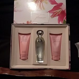 Estee Lauder Purfume & Lotion box